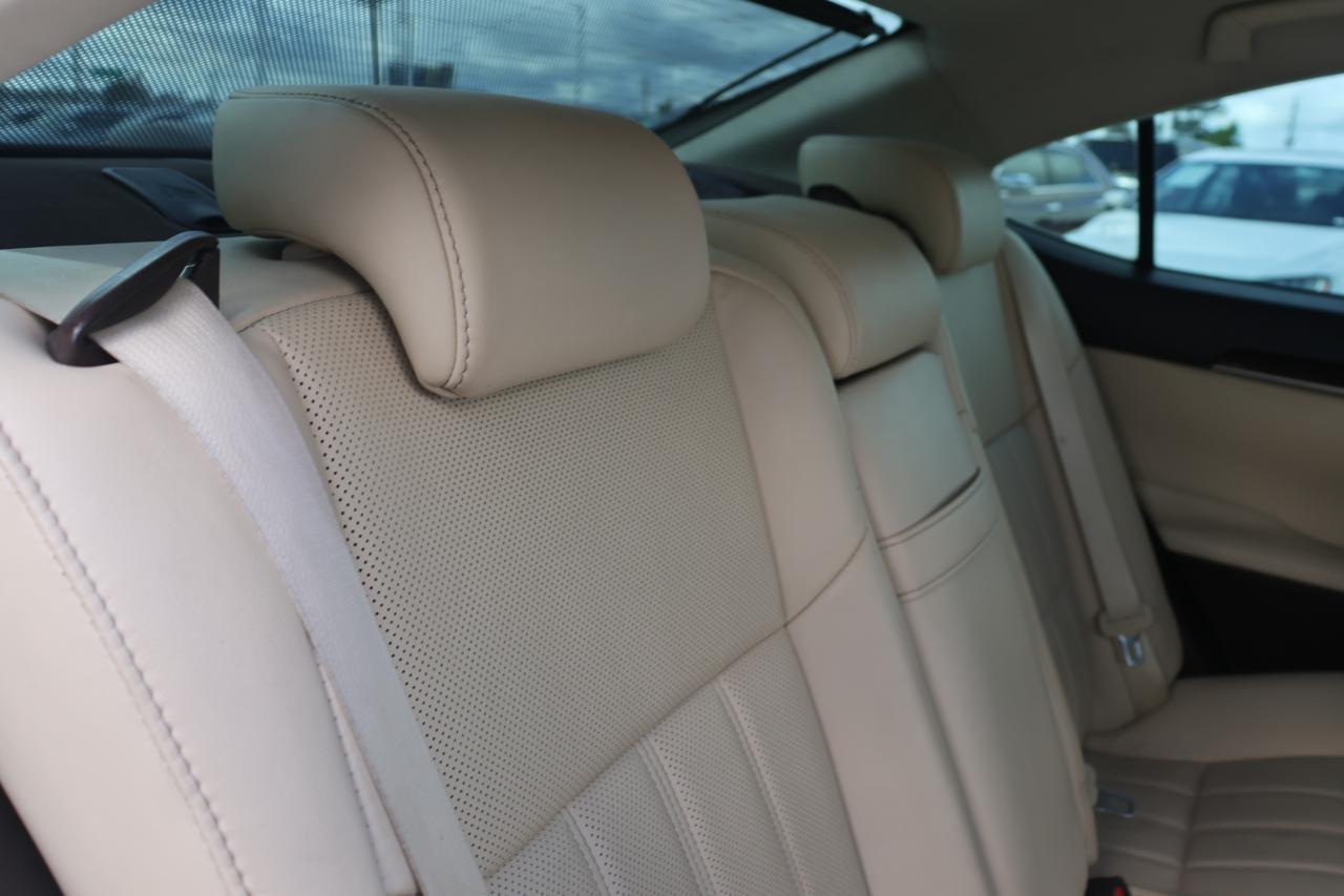 2017 LEXUS ES 350 Houston TX