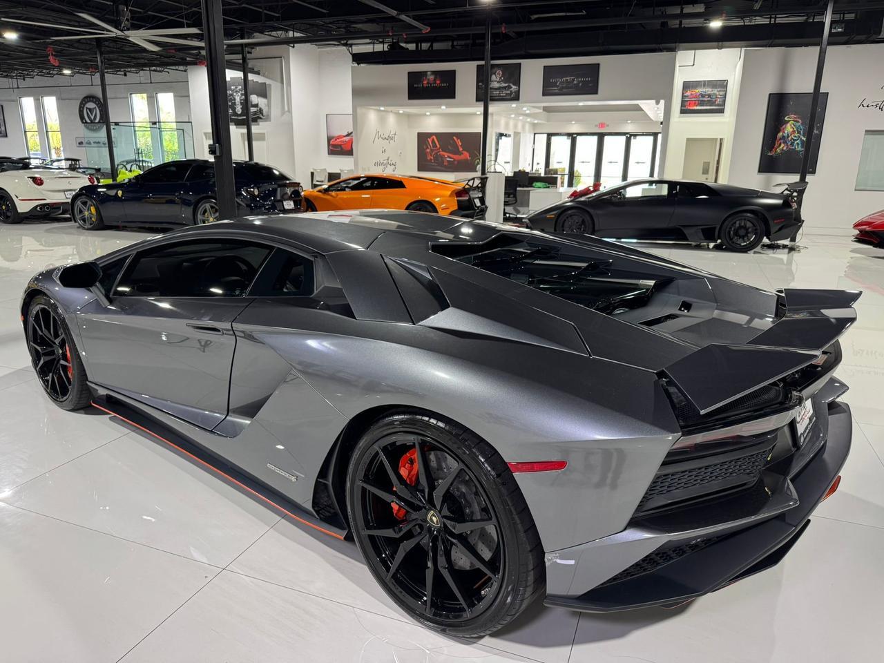 2017 Lamborghini Aventador S Grigio Estoque paint, leather/alcantara interior, Sensonum audio, signed by Stephan Winkelmann!! Fort Lauderdale FL