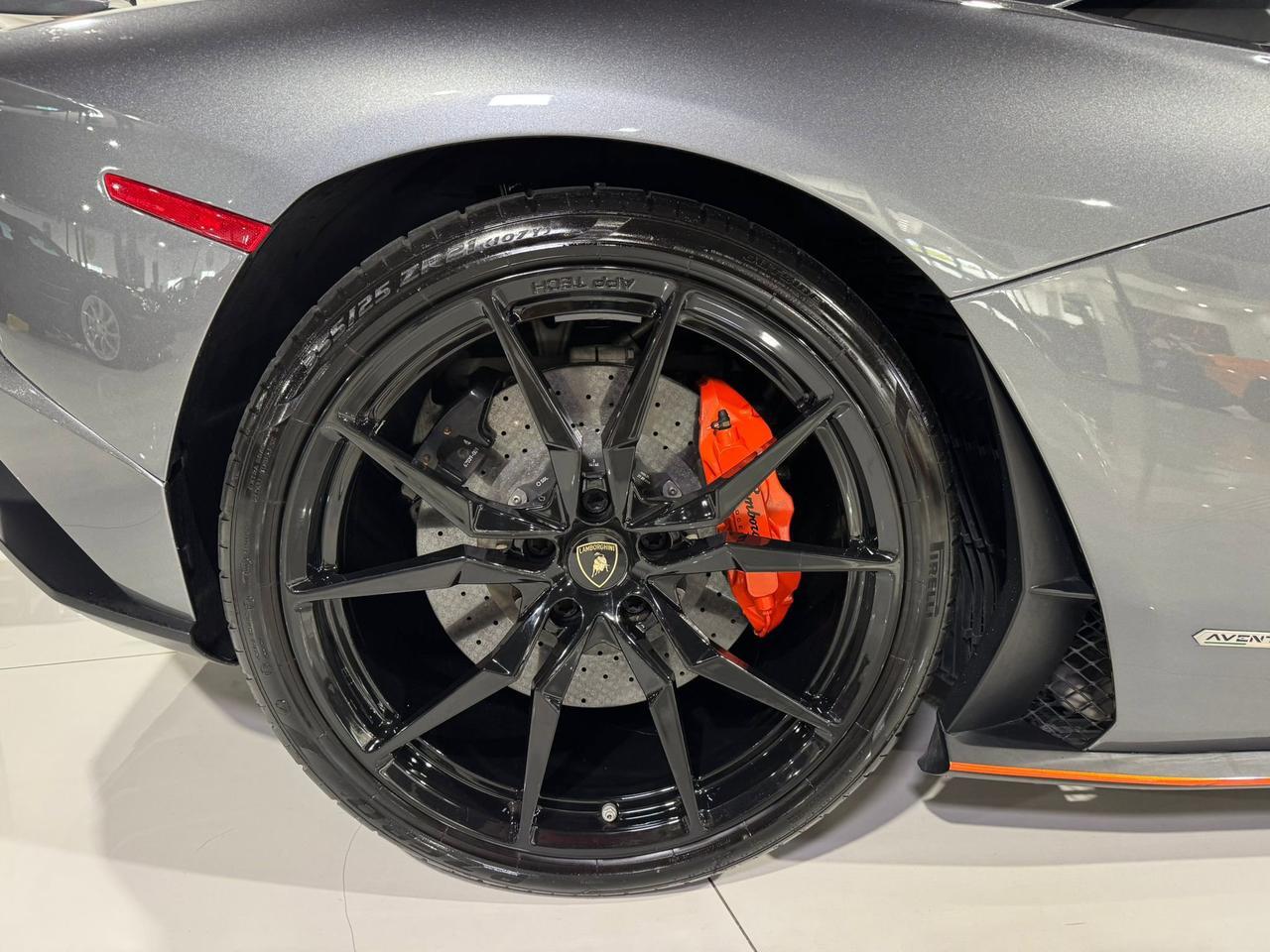2017 Lamborghini Aventador S Grigio Estoque paint, leather/alcantara interior, Sensonum audio, signed by Stephan Winkelmann!! Fort Lauderdale FL