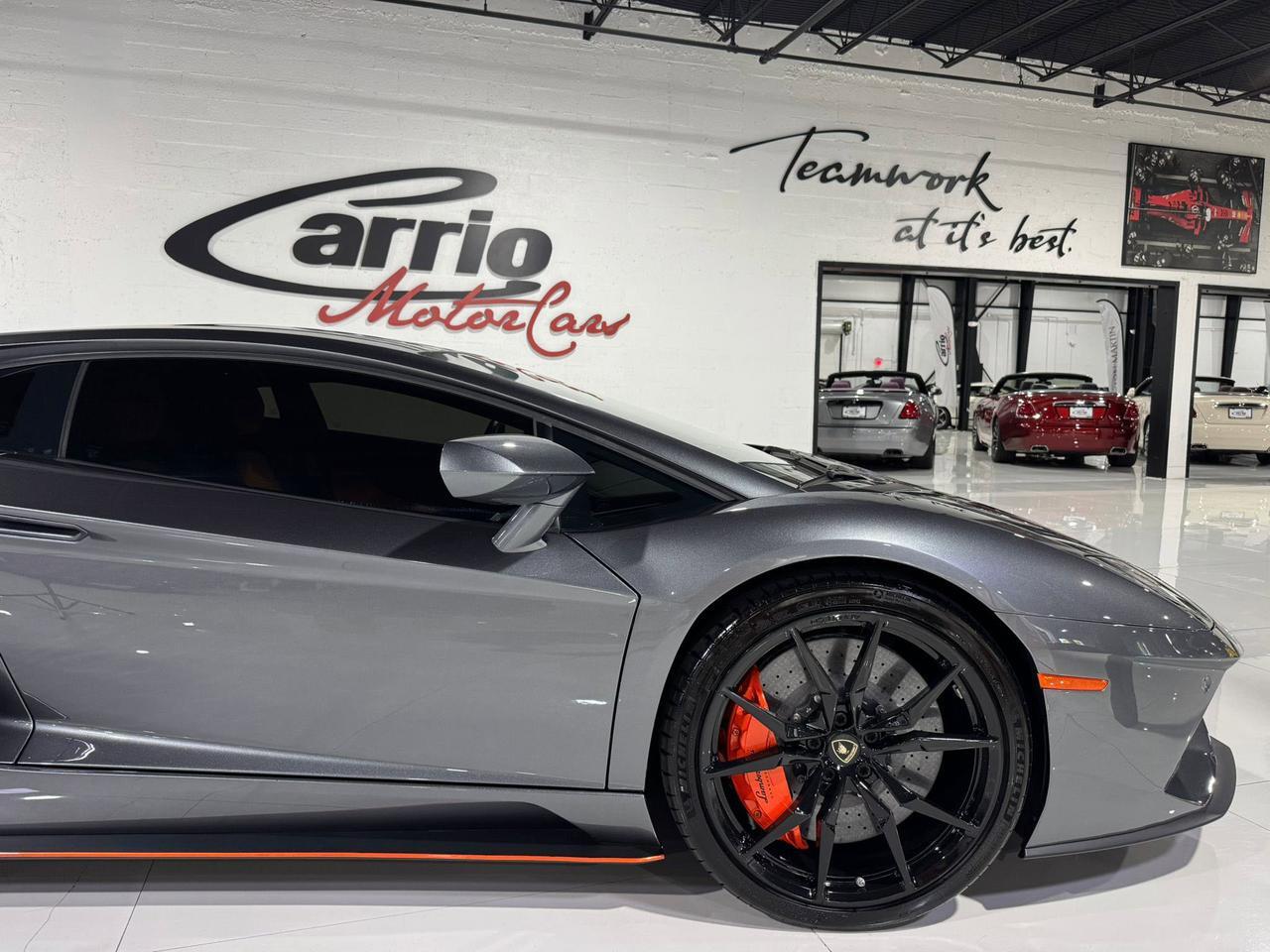 2017 Lamborghini Aventador S Grigio Estoque paint, leather/alcantara interior, Sensonum audio, signed by Stephan Winkelmann!! Fort Lauderdale FL