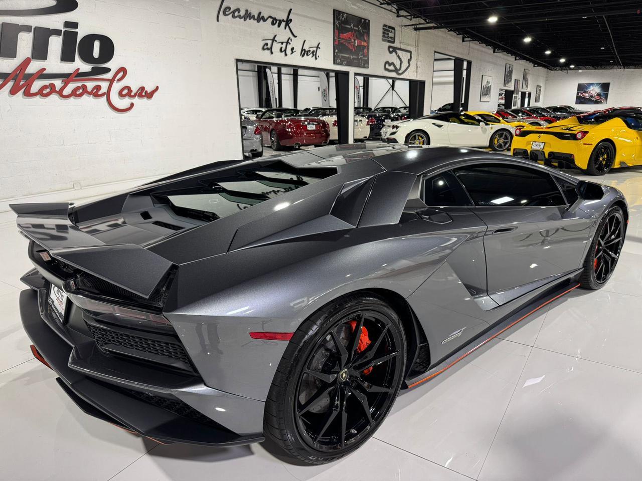 2017 Lamborghini Aventador S Grigio Estoque paint, leather/alcantara interior, Sensonum audio, signed by Stephan Winkelmann!! Fort Lauderdale FL