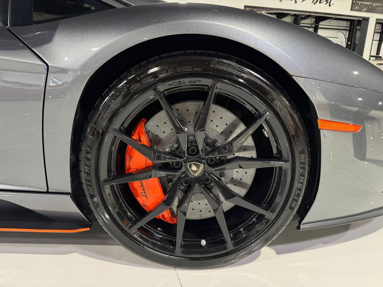 2017 Lamborghini Aventador S Grigio Estoque paint, leather/alcantara interior, Sensonum audio, signed by Stephan Winkelmann!! Fort Lauderdale FL