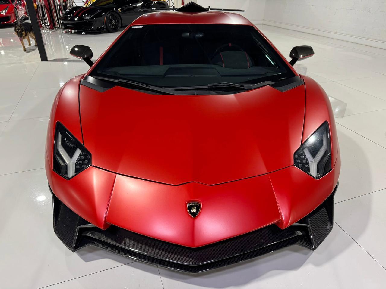 2017 Lamborghini Aventador S SV TRIBUTE!! carbon roof scoop, SVJ centerlock wheels, rear-wheel steering, carbon galore & MORE!! Fort Lauderdale FL