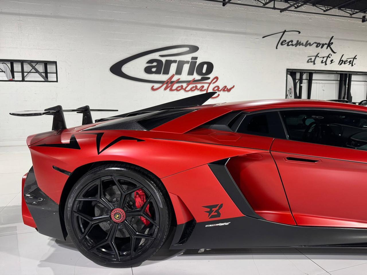 2017 Lamborghini Aventador S SV TRIBUTE!! carbon roof scoop, SVJ centerlock wheels, rear-wheel steering, carbon galore & MORE!! Fort Lauderdale FL