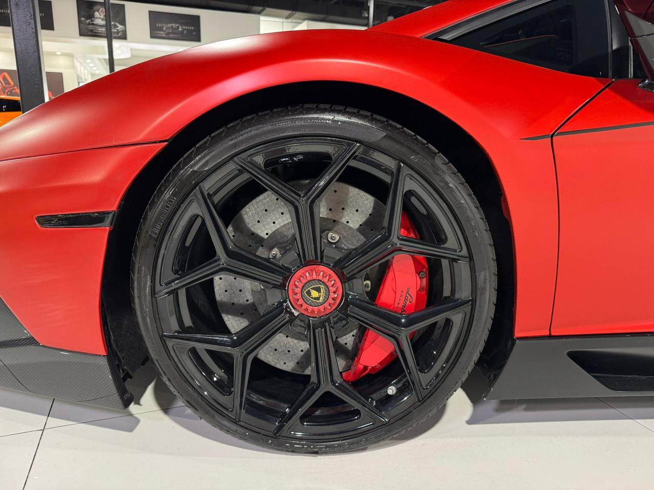 2017 Lamborghini Aventador S SV TRIBUTE!! carbon roof scoop, SVJ centerlock wheels, rear-wheel steering, carbon galore & MORE!! Fort Lauderdale FL