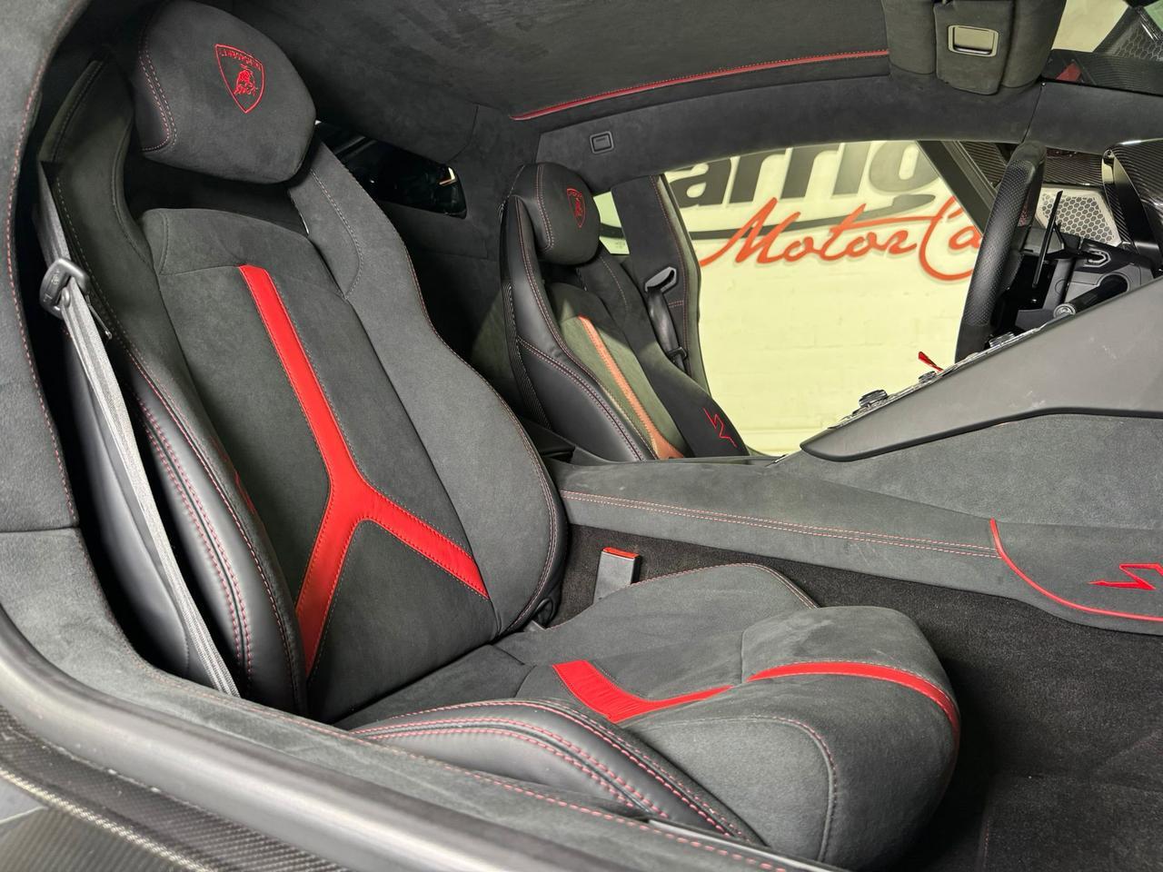 2017 Lamborghini Aventador S SV TRIBUTE!! carbon roof scoop, SVJ centerlock wheels, rear-wheel steering, carbon galore & MORE!! Fort Lauderdale FL