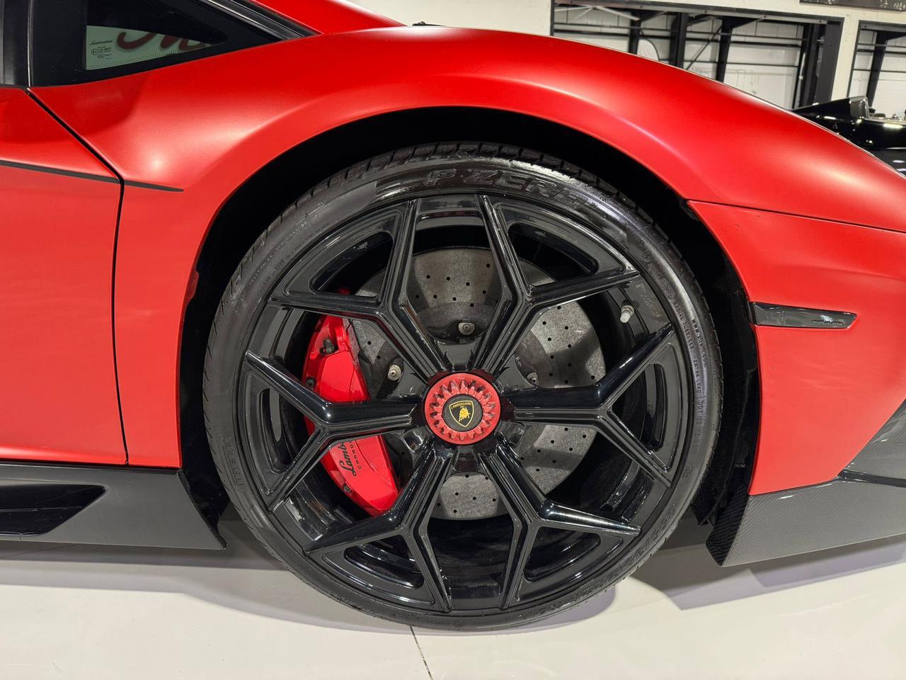 2017 Lamborghini Aventador S SV TRIBUTE!! carbon roof scoop, SVJ centerlock wheels, rear-wheel steering, carbon galore & MORE!! Fort Lauderdale FL
