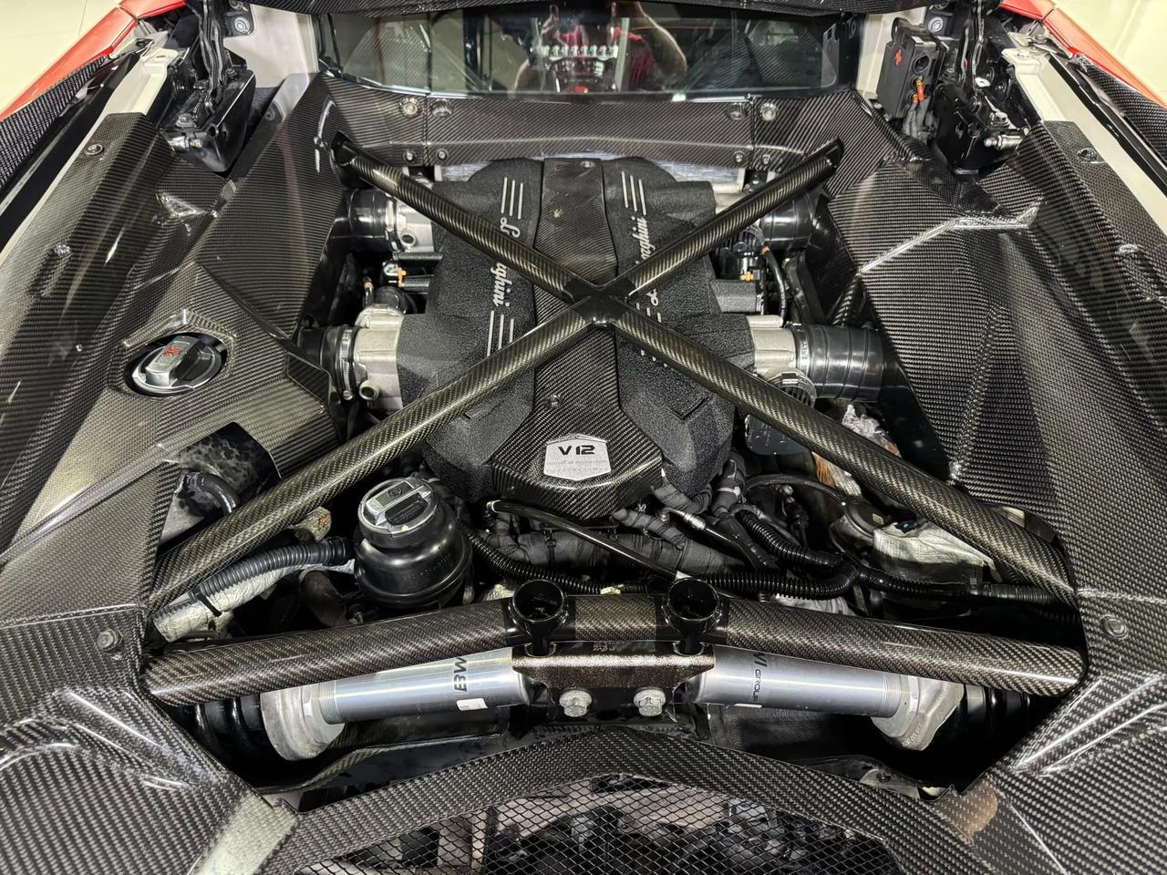 2017 Lamborghini Aventador S SV TRIBUTE!! carbon roof scoop, SVJ centerlock wheels, rear-wheel steering, carbon galore & MORE!! Fort Lauderdale FL