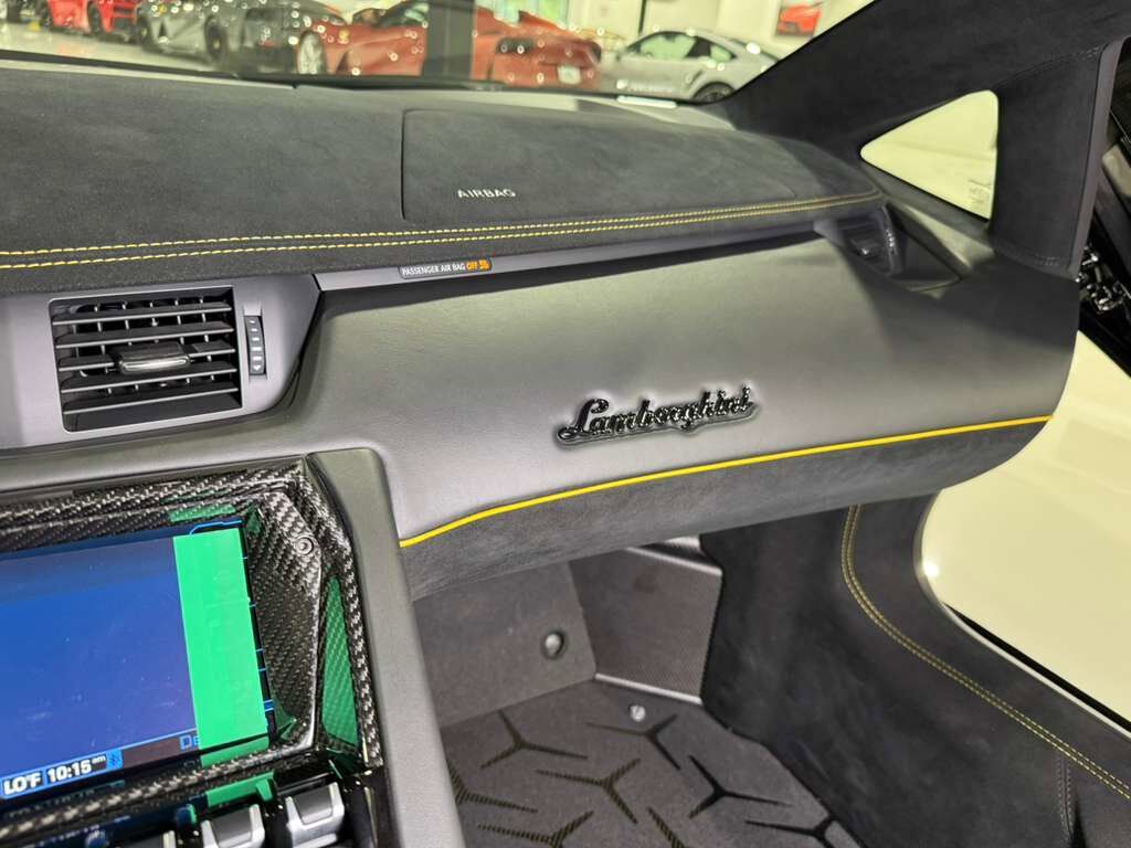 2017 Lamborghini Aventador SV Roadster, Nero Aldebaran paint, Sensonum audio system, carbon fiber racing seats AND MORE!! Fort Lauderdale FL