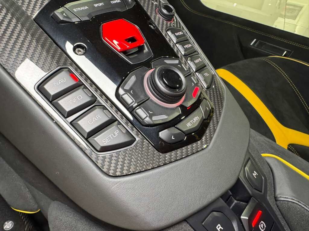 2017 Lamborghini Aventador SV Roadster, Nero Aldebaran paint, Sensonum audio system, carbon fiber racing seats AND MORE!! Fort Lauderdale FL