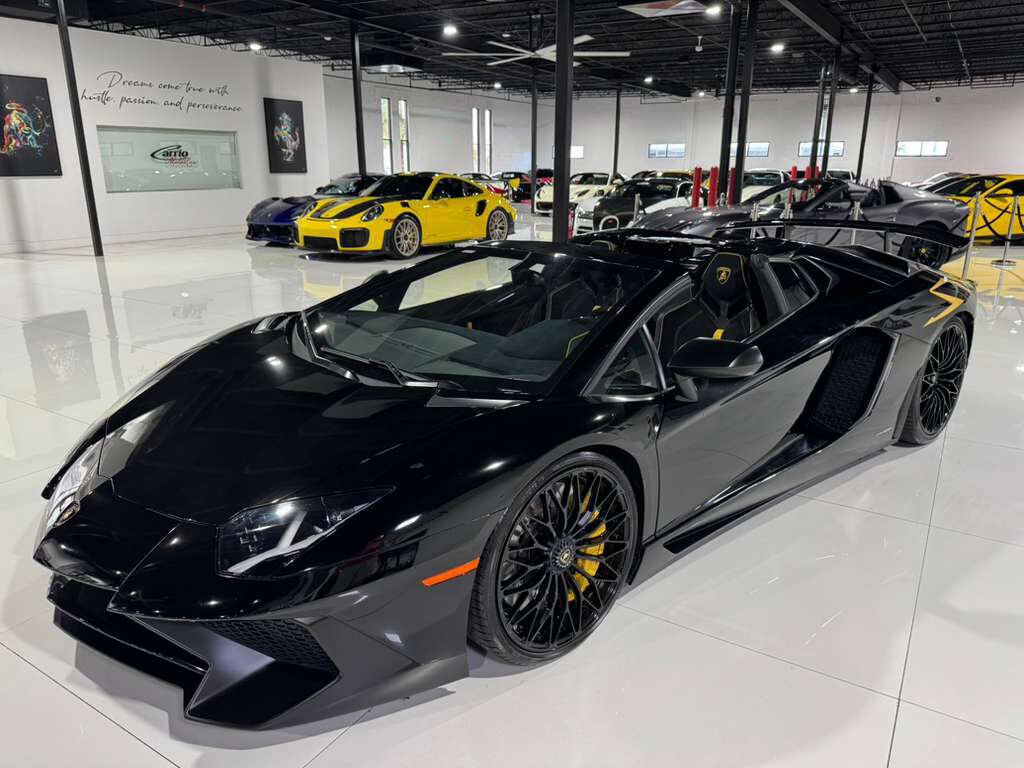 2017 Lamborghini Aventador SV Roadster, Nero Aldebaran paint, Sensonum audio system, carbon fiber racing seats AND MORE!! Fort Lauderdale FL