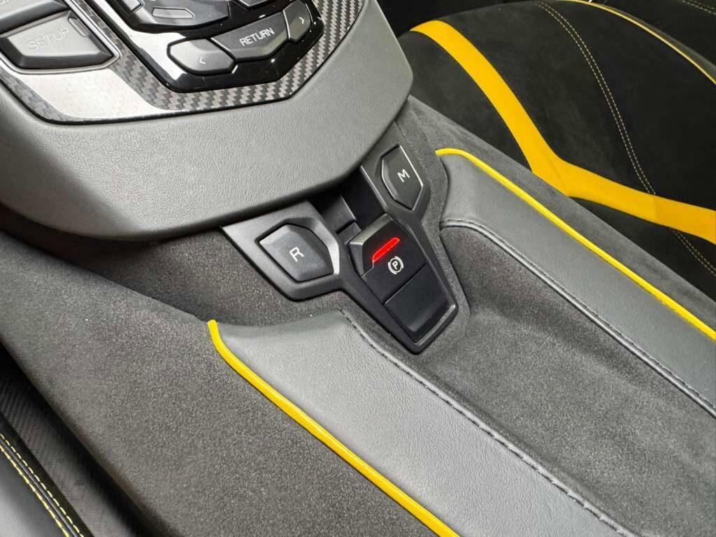 2017 Lamborghini Aventador SV Roadster, Nero Aldebaran paint, Sensonum audio system, carbon fiber racing seats AND MORE!! Fort Lauderdale FL