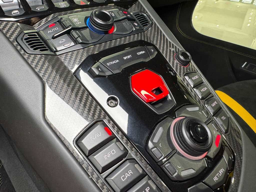 2017 Lamborghini Aventador SV Roadster, Nero Aldebaran paint, Sensonum audio system, carbon fiber racing seats AND MORE!! Fort Lauderdale FL