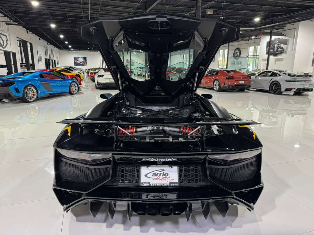 2017 Lamborghini Aventador SV Roadster, Nero Aldebaran paint, Sensonum audio system, carbon fiber racing seats AND MORE!! Fort Lauderdale FL