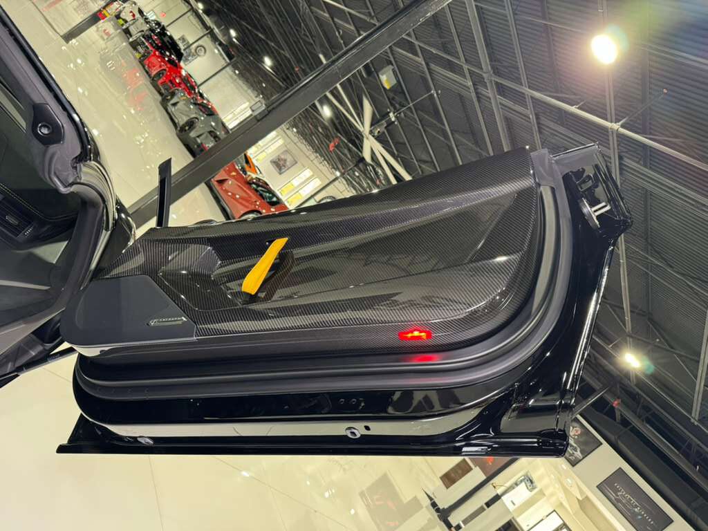 2017 Lamborghini Aventador SV Roadster, Nero Aldebaran paint, Sensonum audio system, carbon fiber racing seats AND MORE!! Fort Lauderdale FL