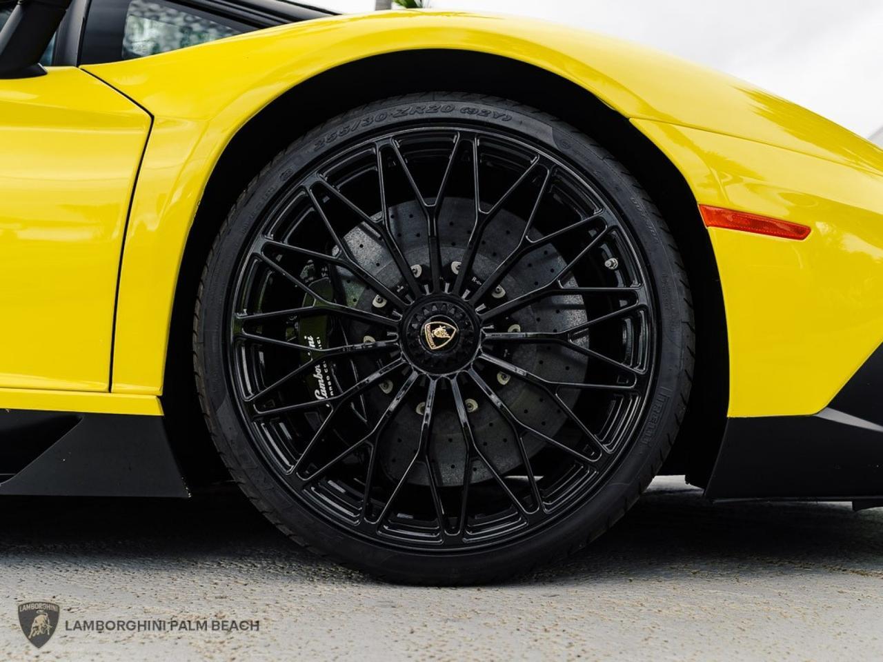 2017 Lamborghini Aventador SV West Palm Beach FL