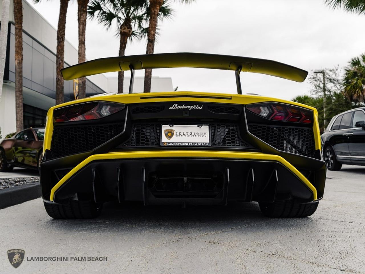 2017 Lamborghini Aventador SV West Palm Beach FL