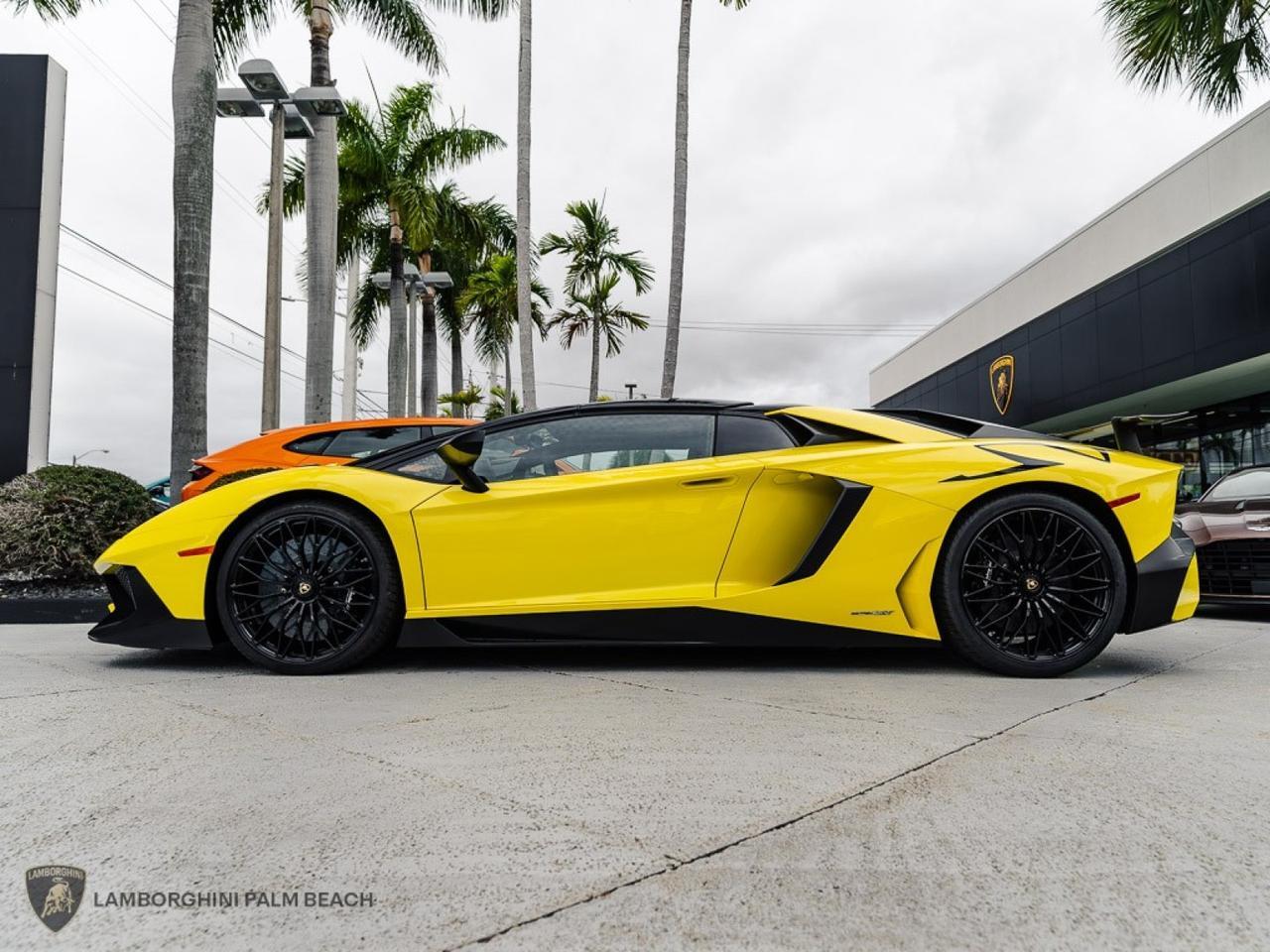 2017 Lamborghini Aventador SV West Palm Beach FL