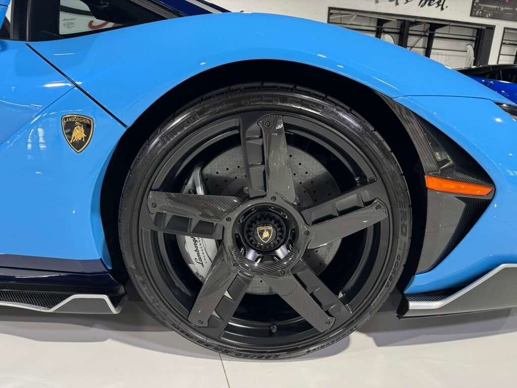 2017 Lamborghini Centenario Roadster 1/20 FOR THE WORLD!! Blu Cepheus/Blu Hera paint, Nero Ade interior, carbon galore AND MORE!! Fort Lauderdale FL