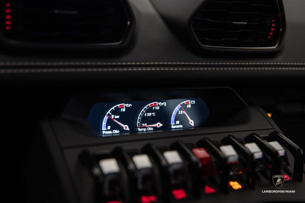 2017 Lamborghini Huracan Avio