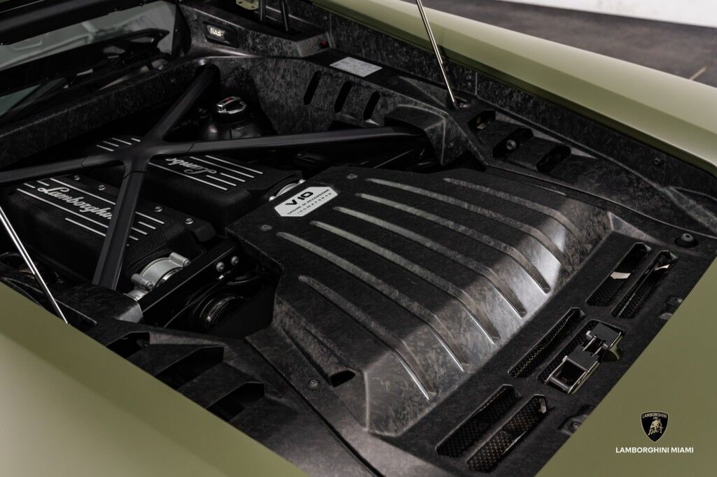 2017 Lamborghini Huracan LP 610-4 Avio North Miami Beach FL