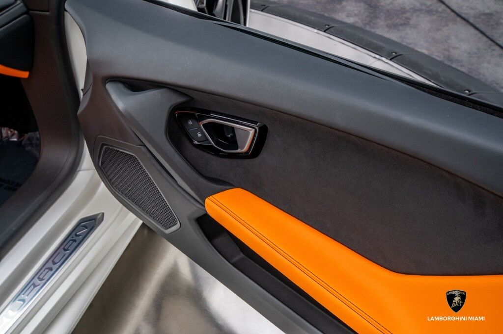 2017 Lamborghini Huracan LP610-4 Spyder North Miami Beach FL