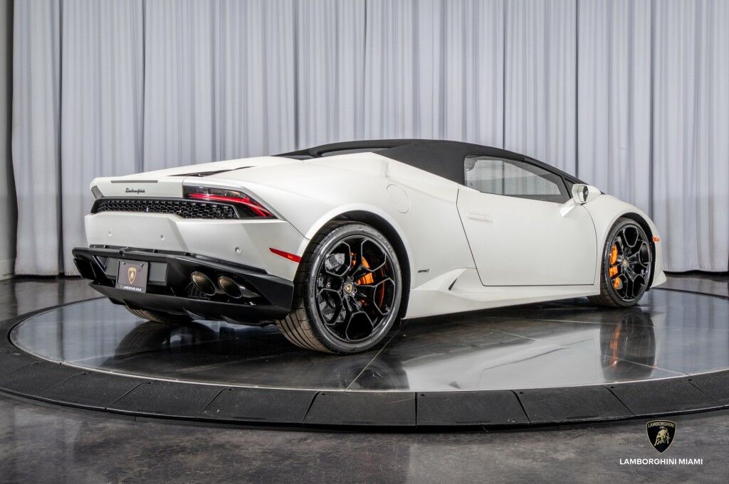 2017 Lamborghini Huracan LP610-4 Spyder North Miami Beach FL