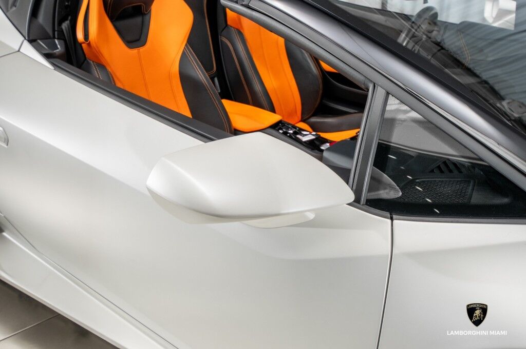 2017 Lamborghini Huracan LP610-4 Spyder North Miami Beach FL
