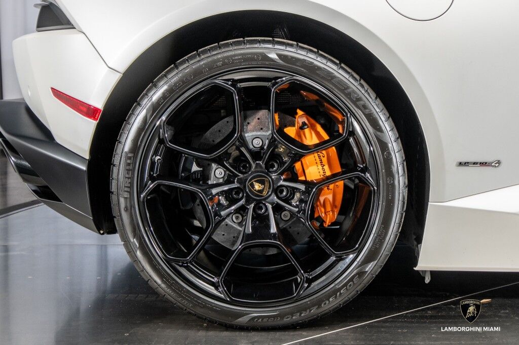 2017 Lamborghini Huracan LP610-4 Spyder North Miami Beach FL