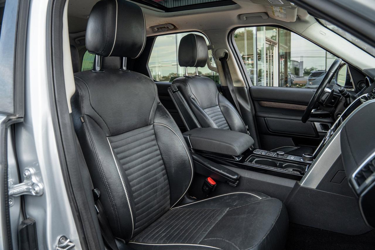 2017 Land Rover Discovery HSE  Selma TX