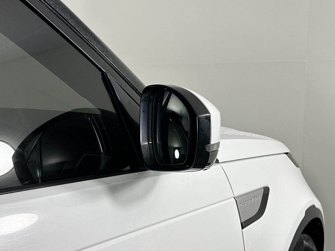 2017 Land Rover Discovery HSE Tacoma WA