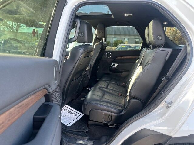 2017 Land Rover Discovery HSE Worcester MA