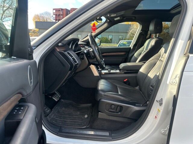 2017 Land Rover Discovery HSE Worcester MA