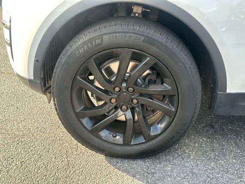 2017 Land Rover Discovery HSE Worcester MA