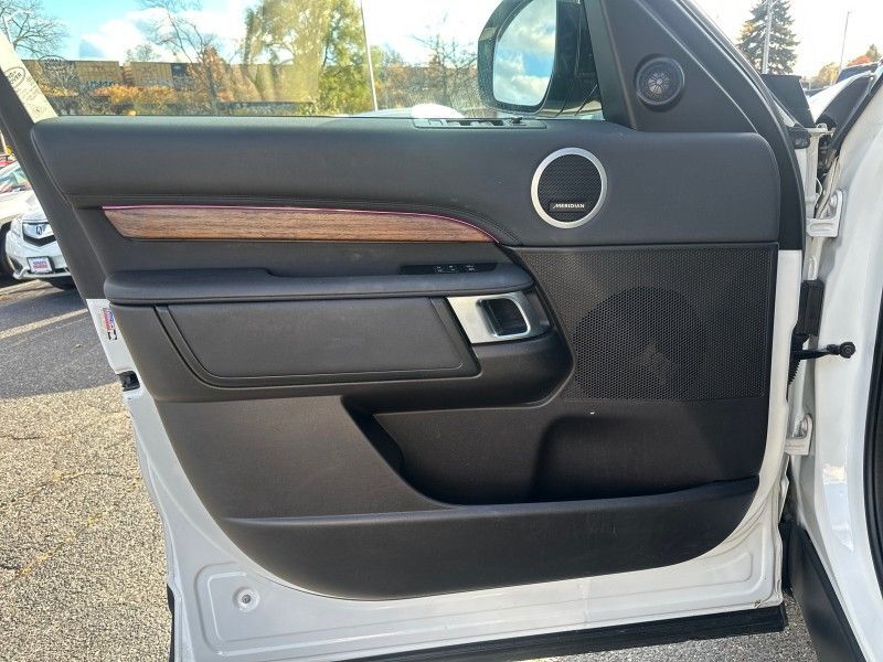 2017 Land Rover Discovery HSE Worcester MA