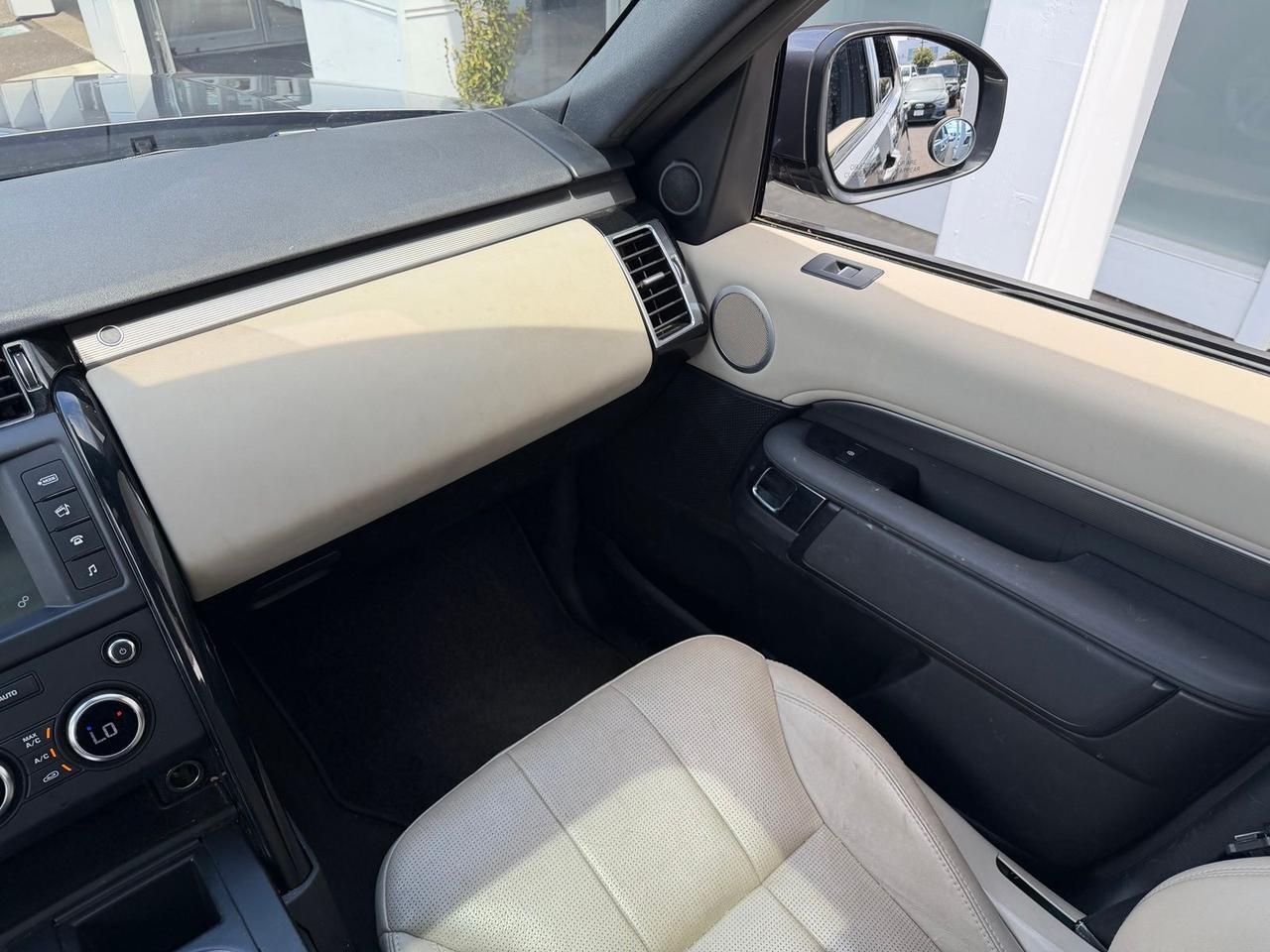 2017 Land Rover Discovery SE Gladstone OR
