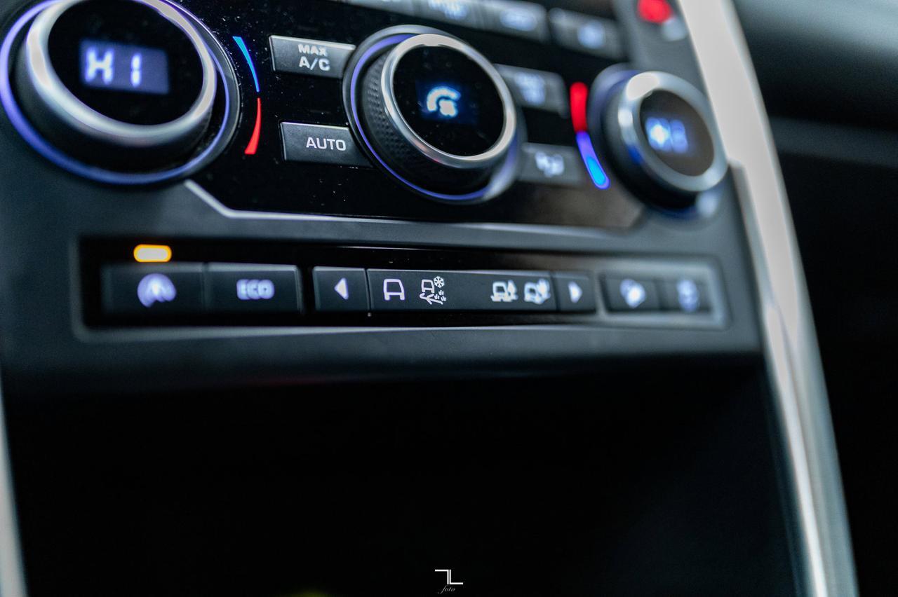 2017 Land Rover Discovery Sport AWD SE Leather Nav BCam Red Deer AB