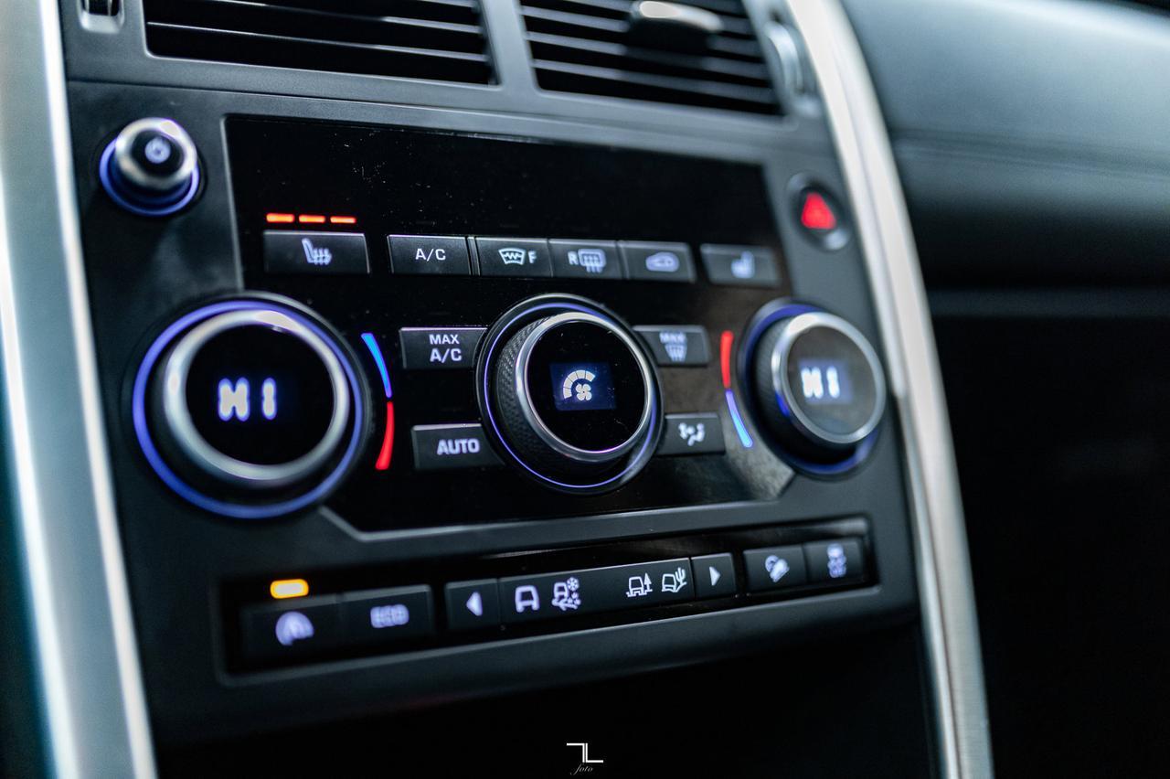 2017 Land Rover Discovery Sport AWD SE Leather Nav BCam Red Deer AB