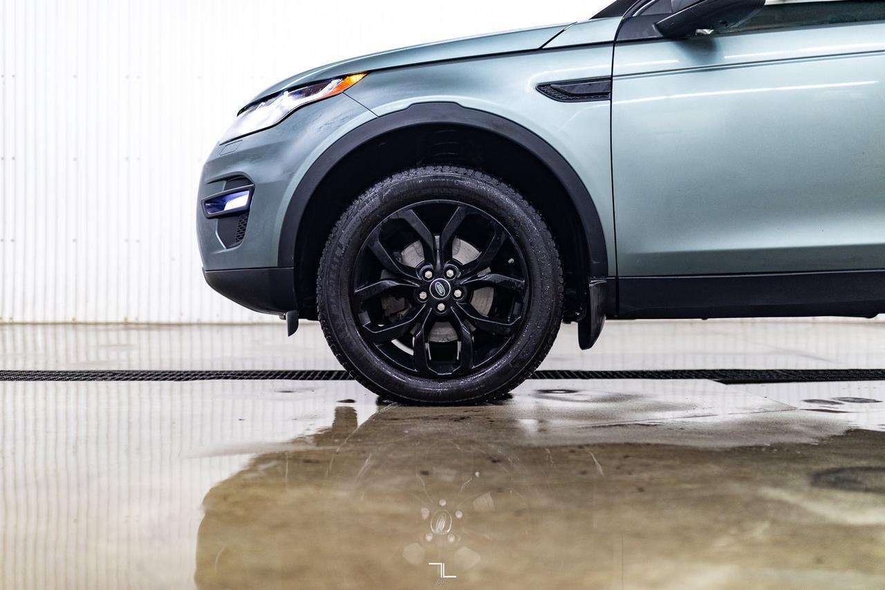 2017 Land Rover Discovery Sport AWD SE Leather Nav BCam Red Deer AB