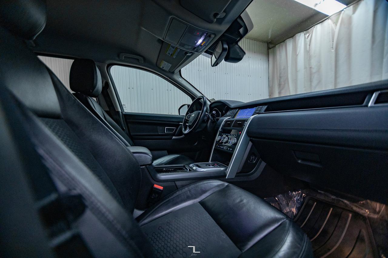 2017 Land Rover Discovery Sport AWD SE Leather Nav BCam Red Deer AB