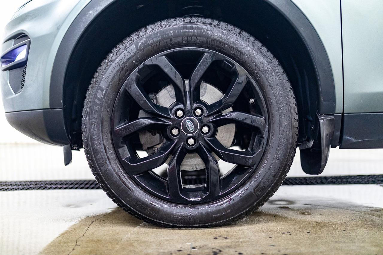 2017 Land Rover Discovery Sport AWD SE Leather Nav BCam Red Deer AB