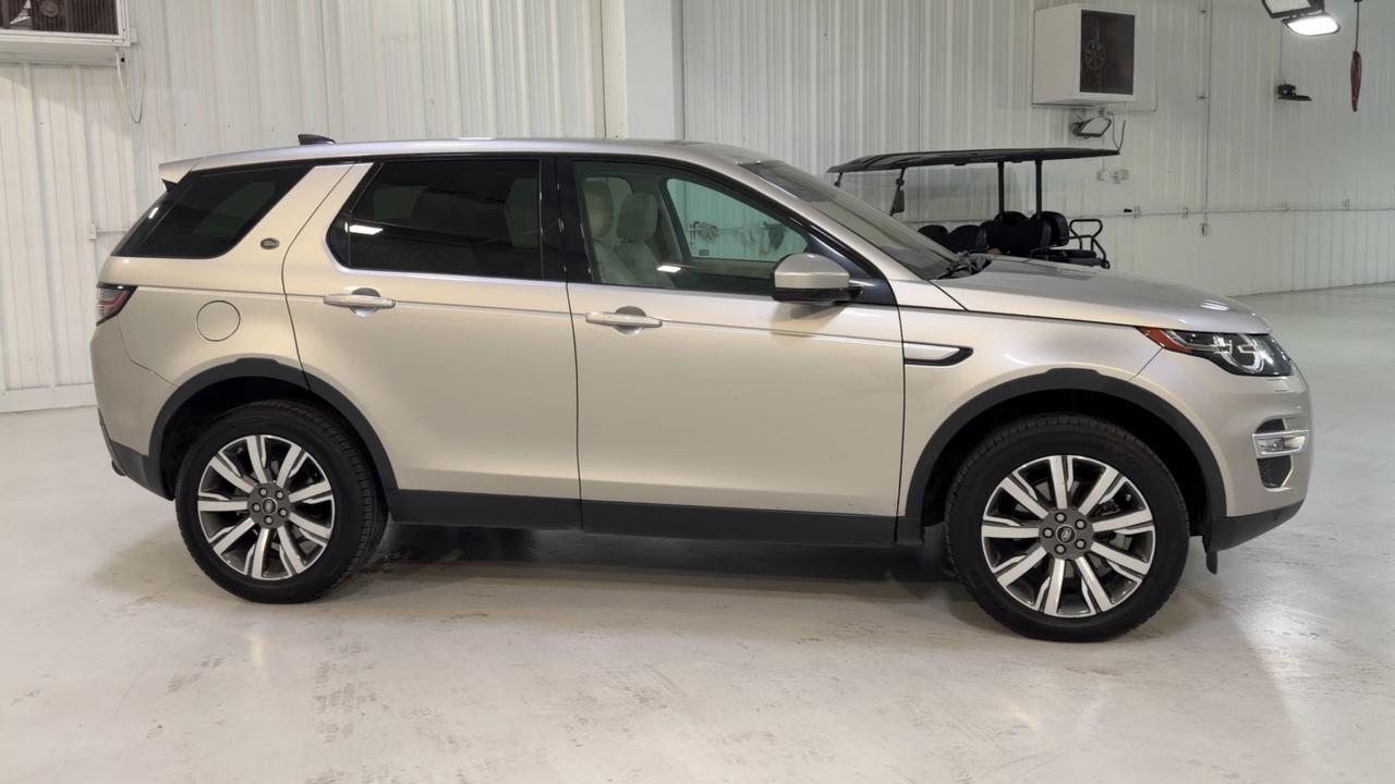 2017 Land Rover Discovery Sport HSE Luxury