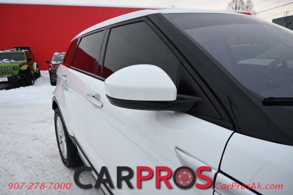 2017 Land Rover Range Rover Evoque HSE - 2.0L - All Wheel Drive - Driver Assistance Plus & Luxury Seating Pkg - Front Leather Heated/Cooled Power Seats - 2nd Row Heated Seats - Heated Steering Wheel - HUD - NAV - Bluetooth - Backup Camera - Panoramic Sunroof - BSD - Rear Sensors Anchorage AK