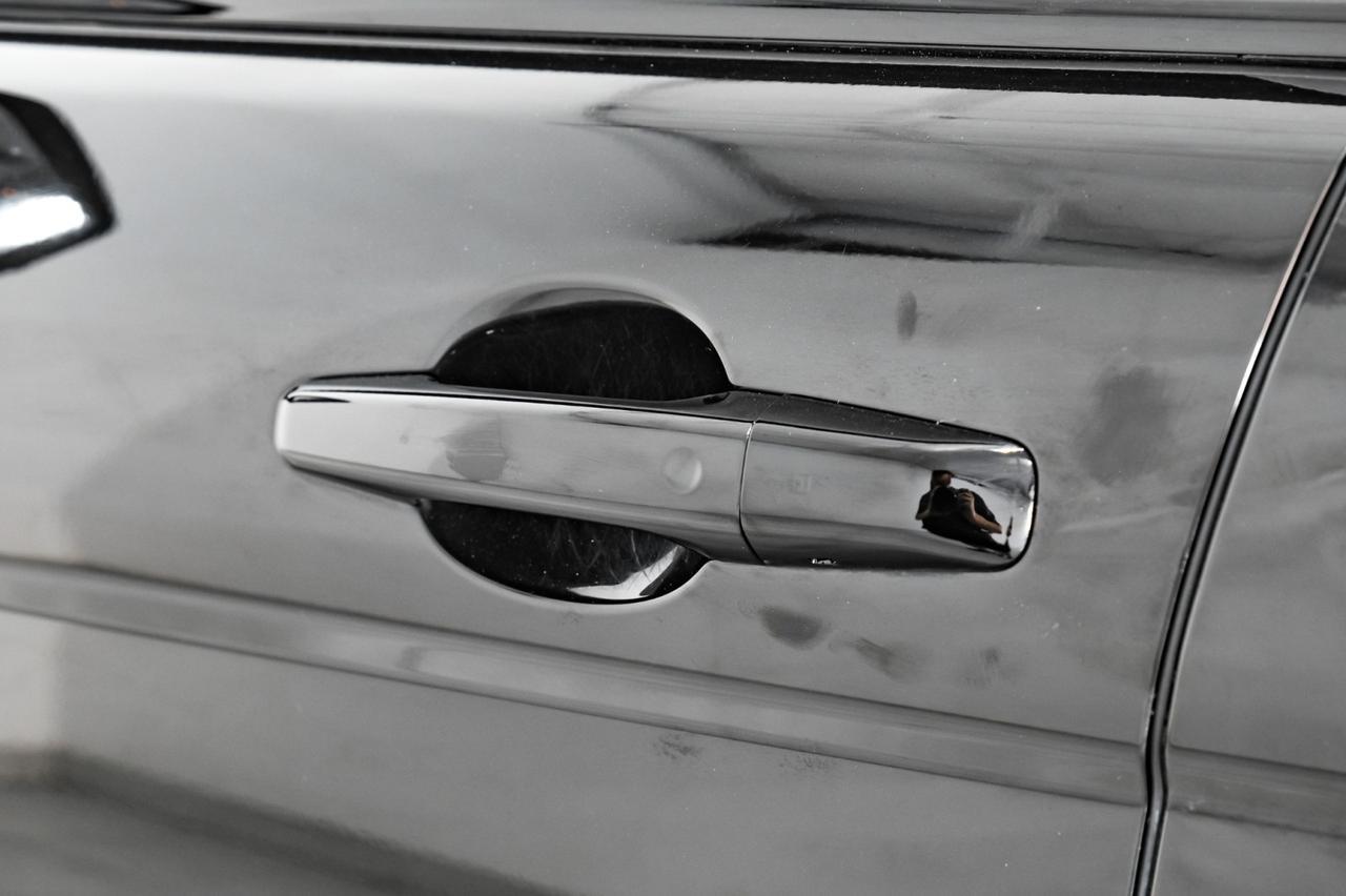 2017 Land Rover Range Rover Evoque SE PREMIUM 4WD BLIND SPOT NAVIGATION PANORAMA LEATHER HEATED SEATS REAR CAMERA Carrollton TX