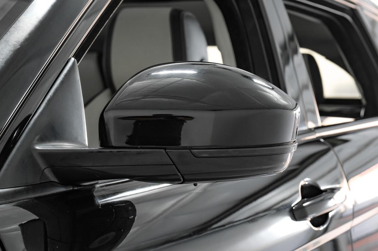 2017 Land Rover Range Rover Evoque SE PREMIUM 4WD BLIND SPOT NAVIGATION PANORAMA LEATHER HEATED SEATS REAR CAMERA Carrollton TX