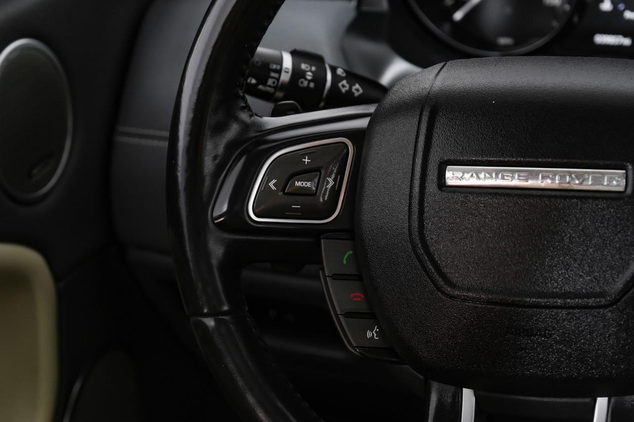 2017 Land Rover Range Rover Evoque SE PREMIUM 4WD BLIND SPOT NAVIGATION PANORAMA LEATHER HEATED SEATS REAR CAMERA Carrollton TX