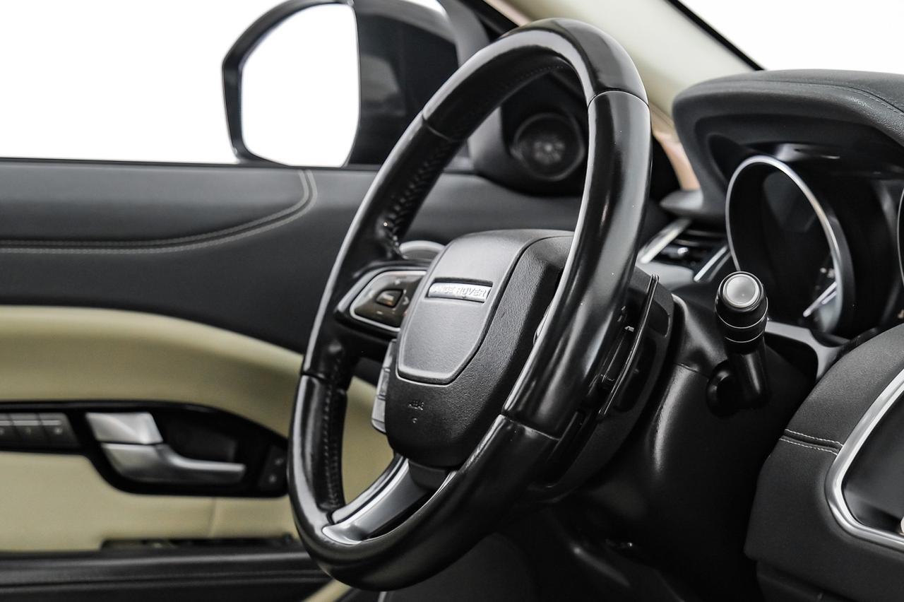 2017 Land Rover Range Rover Evoque SE PREMIUM 4WD BLIND SPOT NAVIGATION PANORAMA LEATHER HEATED SEATS REAR CAMERA Carrollton TX