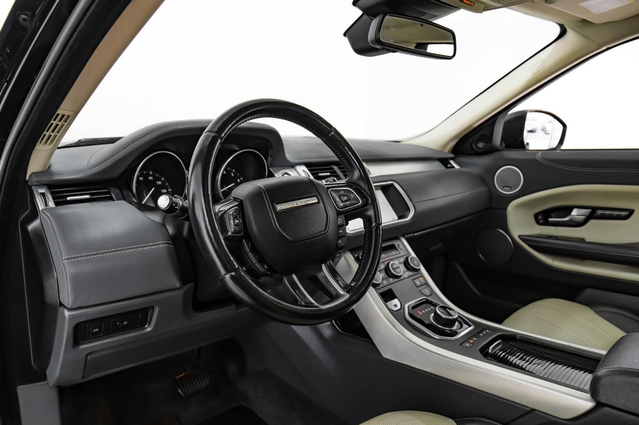 2017 Land Rover Range Rover Evoque SE PREMIUM 4WD BLIND SPOT NAVIGATION PANORAMA LEATHER HEATED SEATS REAR CAMERA Carrollton TX