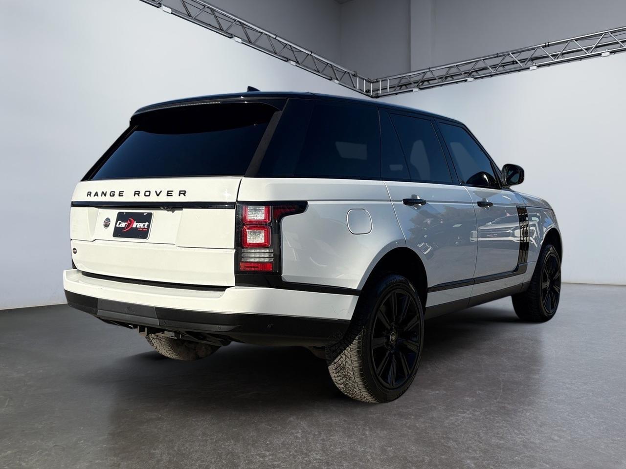 2017 Land Rover Range Rover HSE, POWER LIFTGATE, LANE DEPARTURE, BLIND SPOT ALERT, HEATED & VENTILATED SEATS, PANORAMIC SUNROOF, BACKUP CAMERA WITH PARKING SENSORS, NAVIGATION, REMOTE START, LOW MILEAGE, THIS SUV HAS IT ALL!