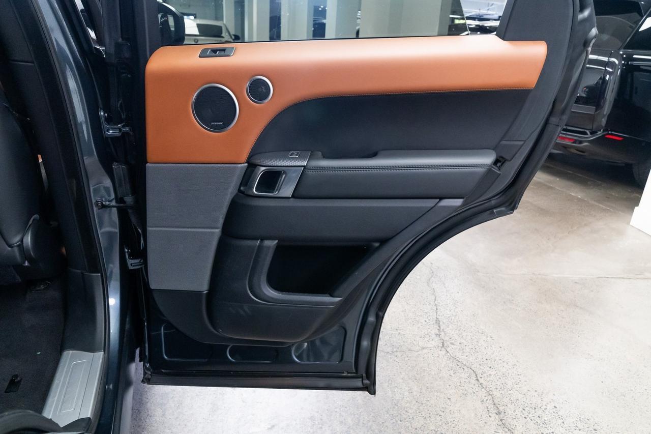 2017 Land Rover Range Rover Sport 5.0L V8 Supercharged SVR Heated Seats Meridian Audio Panoramic Moonroof Portland OR
